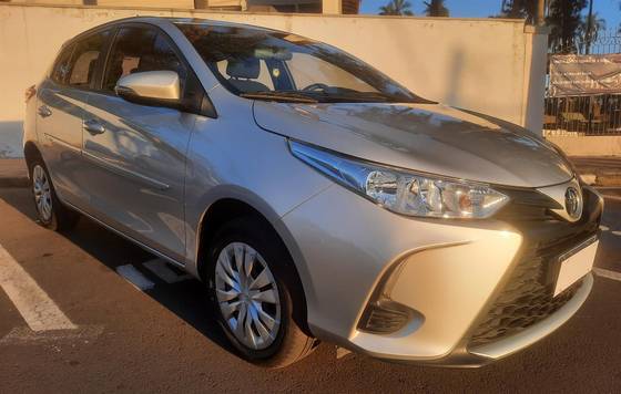 TOYOTA YARIS 1.5 16V FLEX XL MULTIDRIVE TOYOTA YARIS 1.5 16V FLEX XL MULTIDRIVE